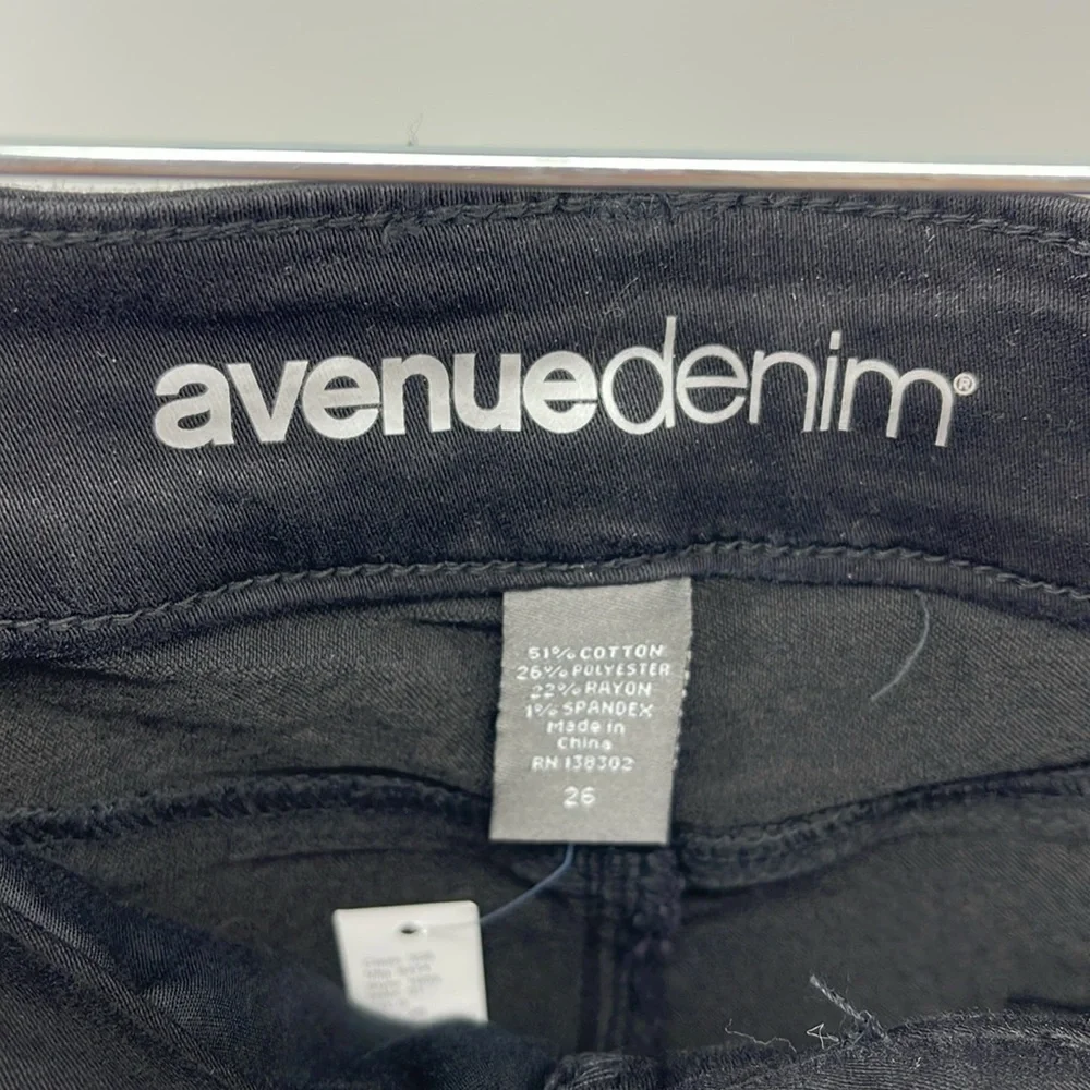 Avenue Denim Black Bermuda Shorts, Stretch Knit, NWT, Women's 26